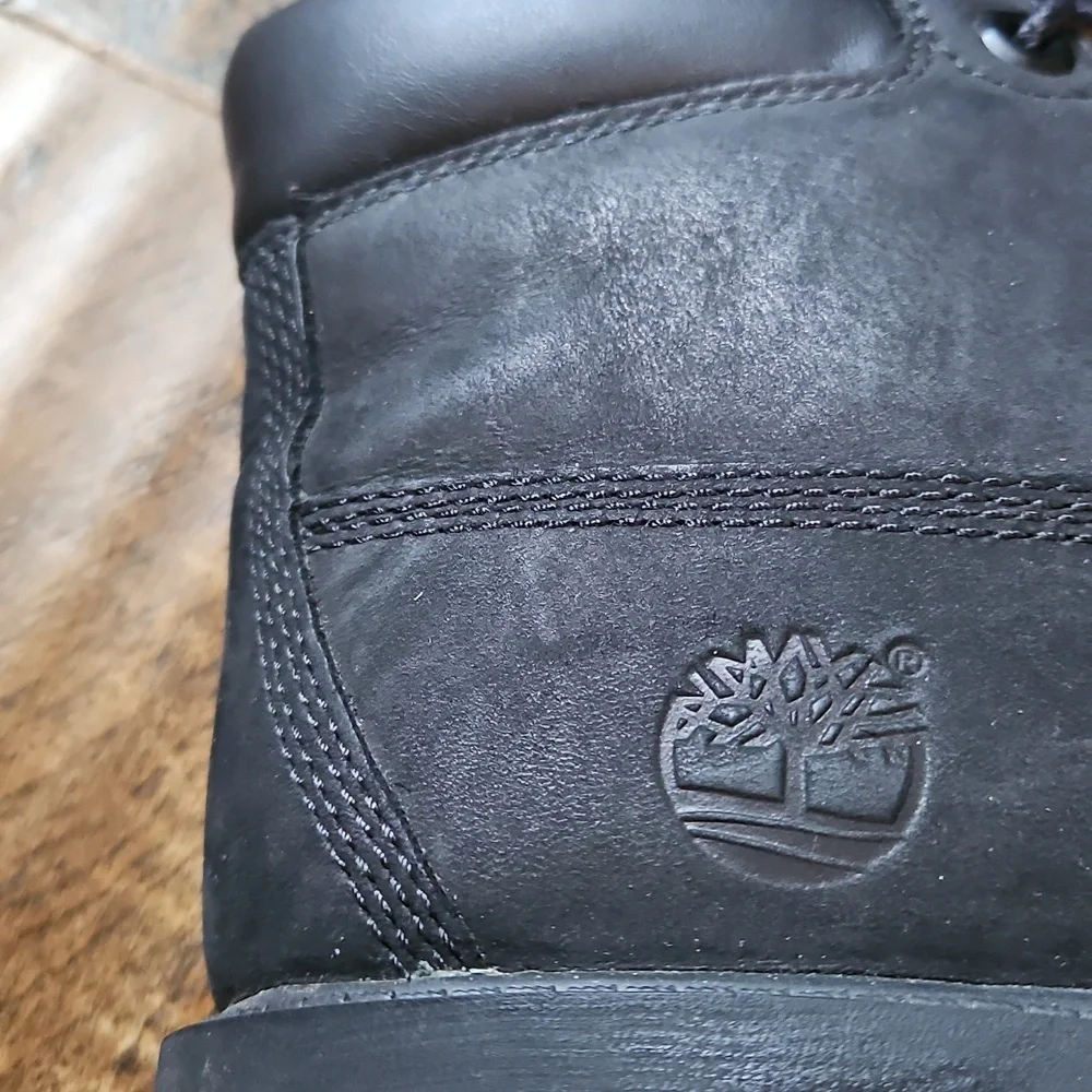 Timberland Black Rugged Boots‎ with Waterproof Design Size Mens 5.5, Womens 7